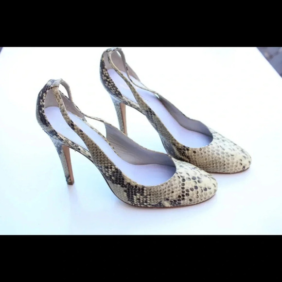 Delman Sammy cutout pumps - Picture 10 of 11